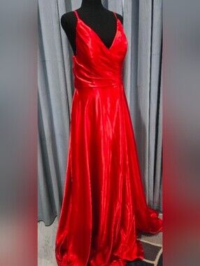 NWT Ryanth Red Satin Dress Size 14